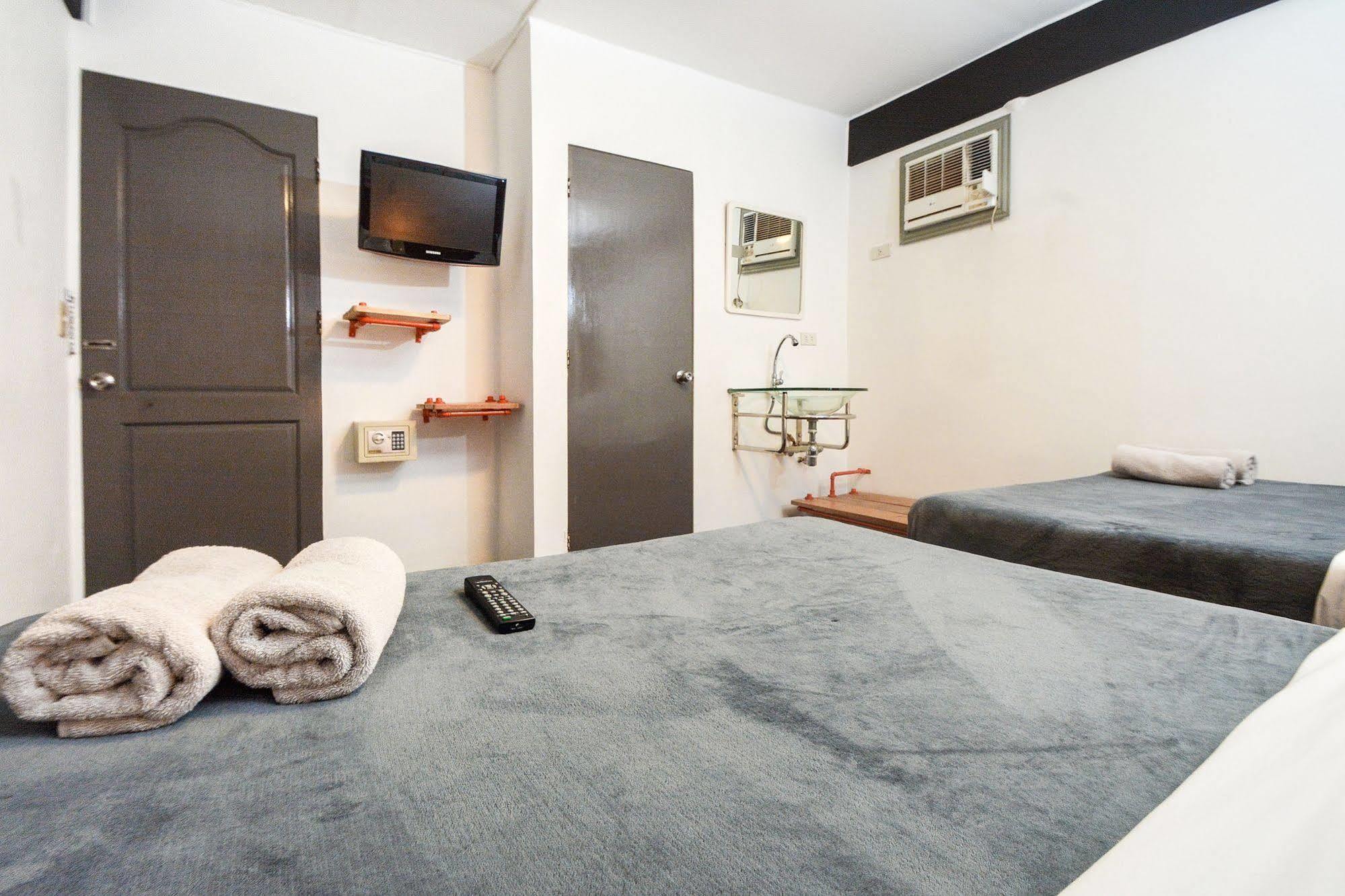 Island Nook Hotel 3*